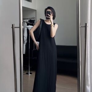 Elegant Black Sleeveless Maxi Dress